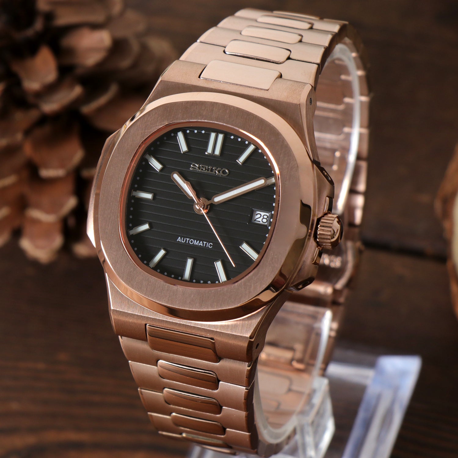 Nautiko | Rose Gold Black