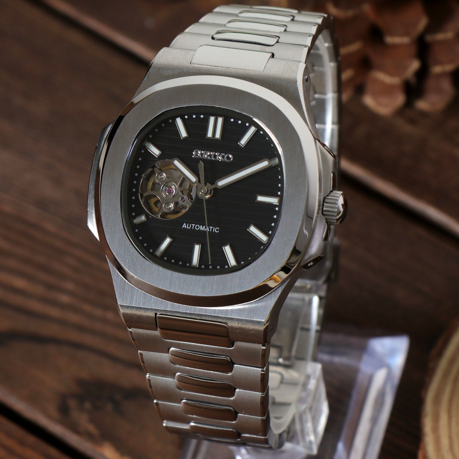 Nautiko | Black Open Heart